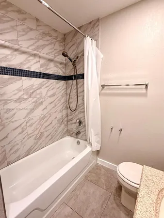 $3,200 | 833 Northwest 81st Terrace, Unit 8, Plantation, FL 33324