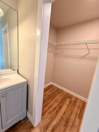 $3,200 | 833 Northwest 81st Terrace, Unit 8, Plantation, FL 33324