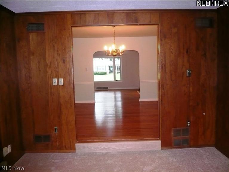 2121 Ganyard Road Akron, OH 44313 - Photo 8 of 18 Gallery Image 8