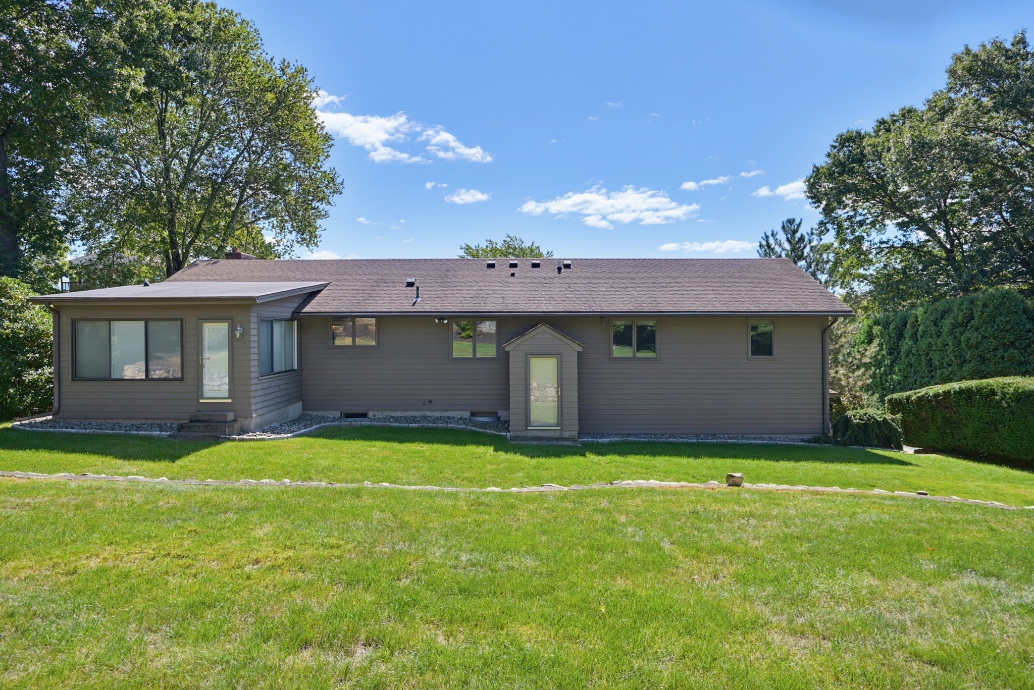 29 Sayles Hill Road Lincoln, RI 02838 - Photo 9 of 35 Gallery Image 9