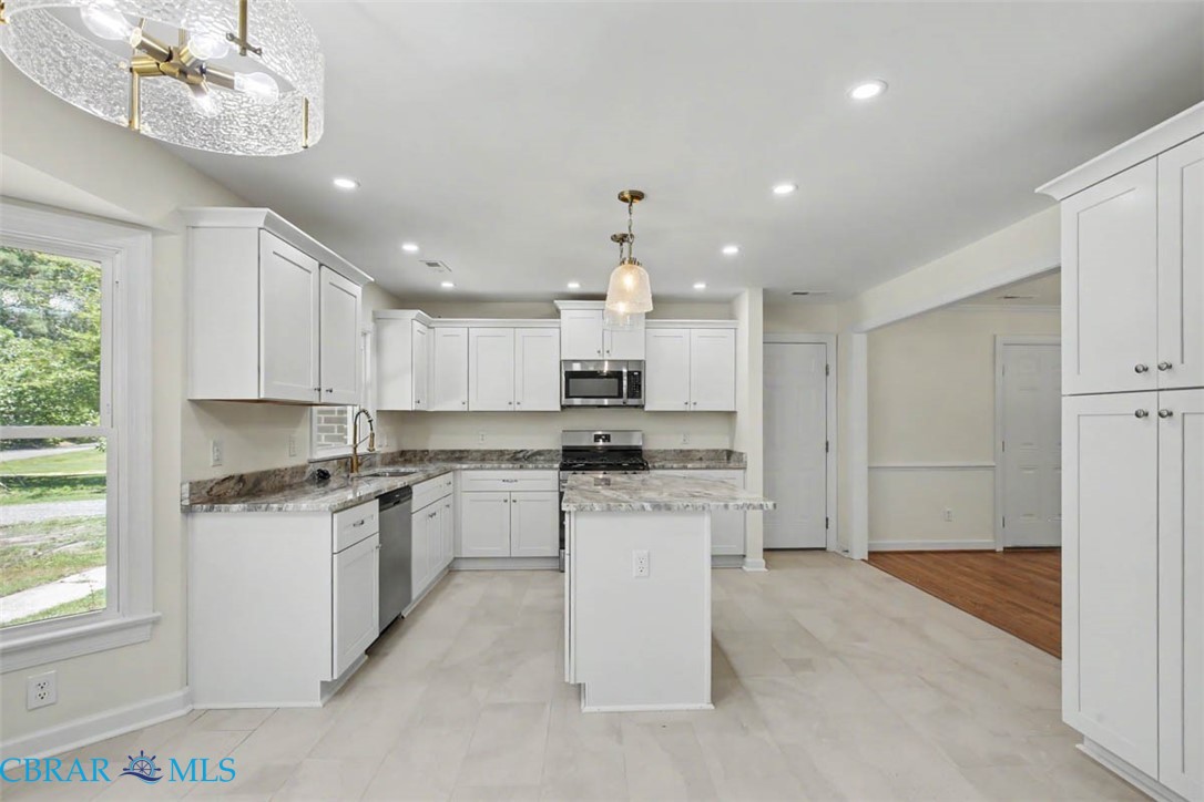 110 Artillery Road Yorktown, VA 23692 - Photo 14 of 39