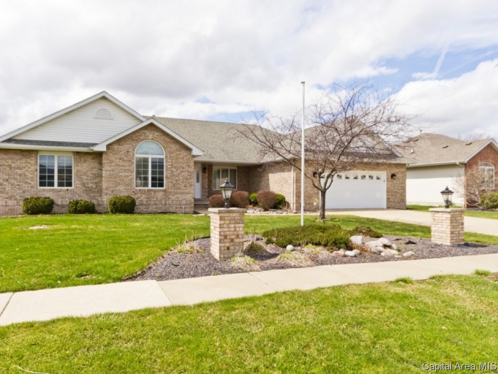 6117 Willow Springs Road Springfield, IL 62712 - Photo 2 of 29