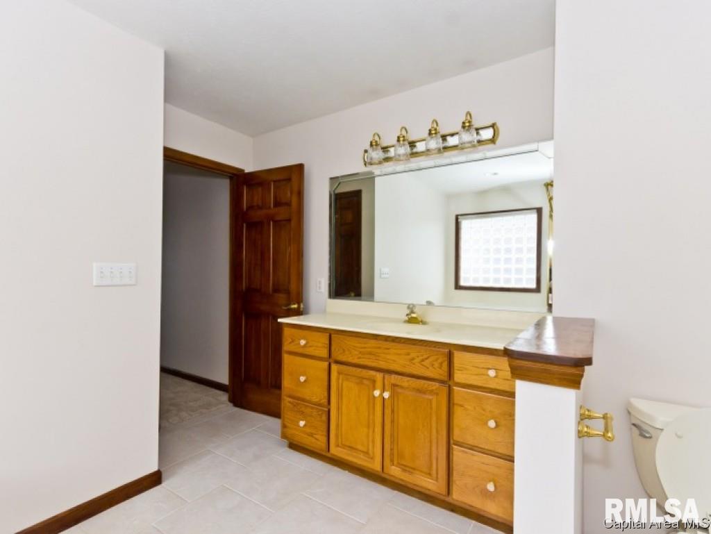 6117 Willow Springs Road Springfield, IL 62712 - Photo 18 of 29