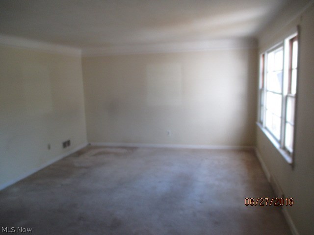 4011 Redfern Road Parma, OH 44134 - Photo 4 of 12