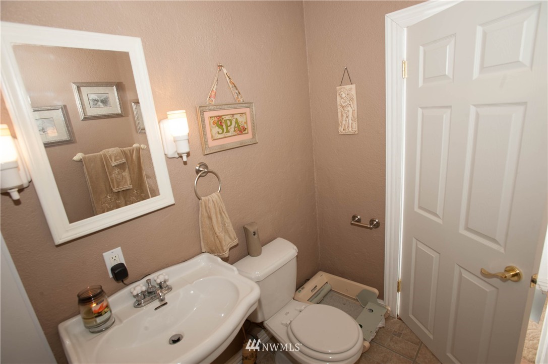 334 Southwest 14th Street Chehalis, WA 98532 - Photo 12 of 23 Gallery Image 12