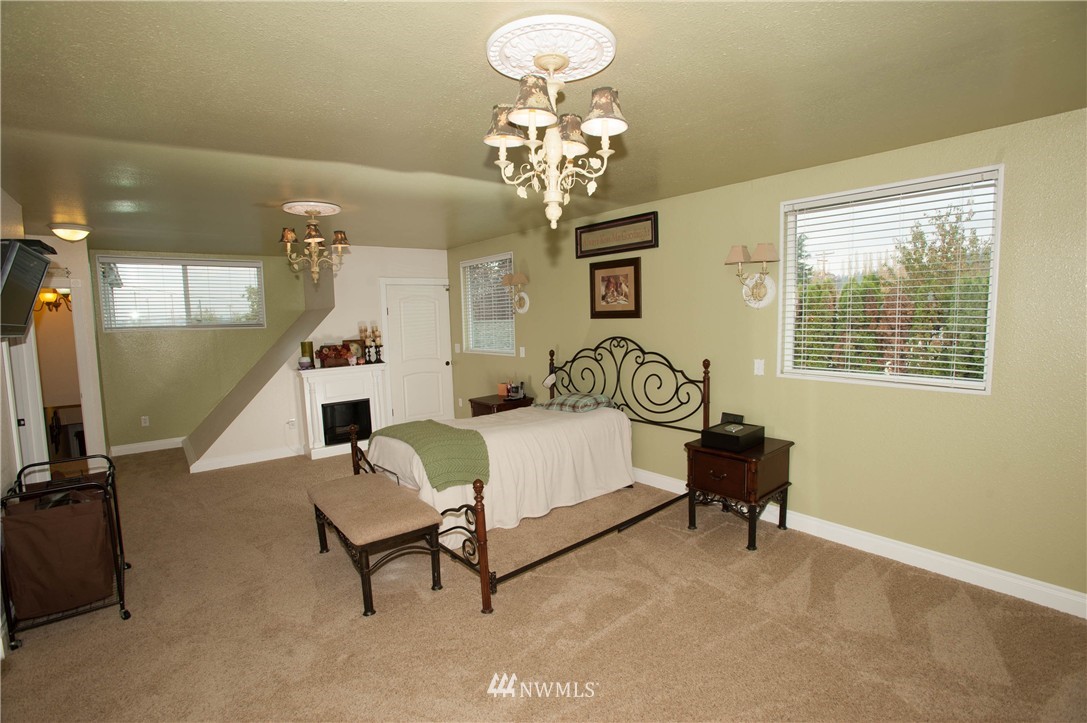 334 Southwest 14th Street Chehalis, WA 98532 - Photo 13 of 23 Gallery Image 13