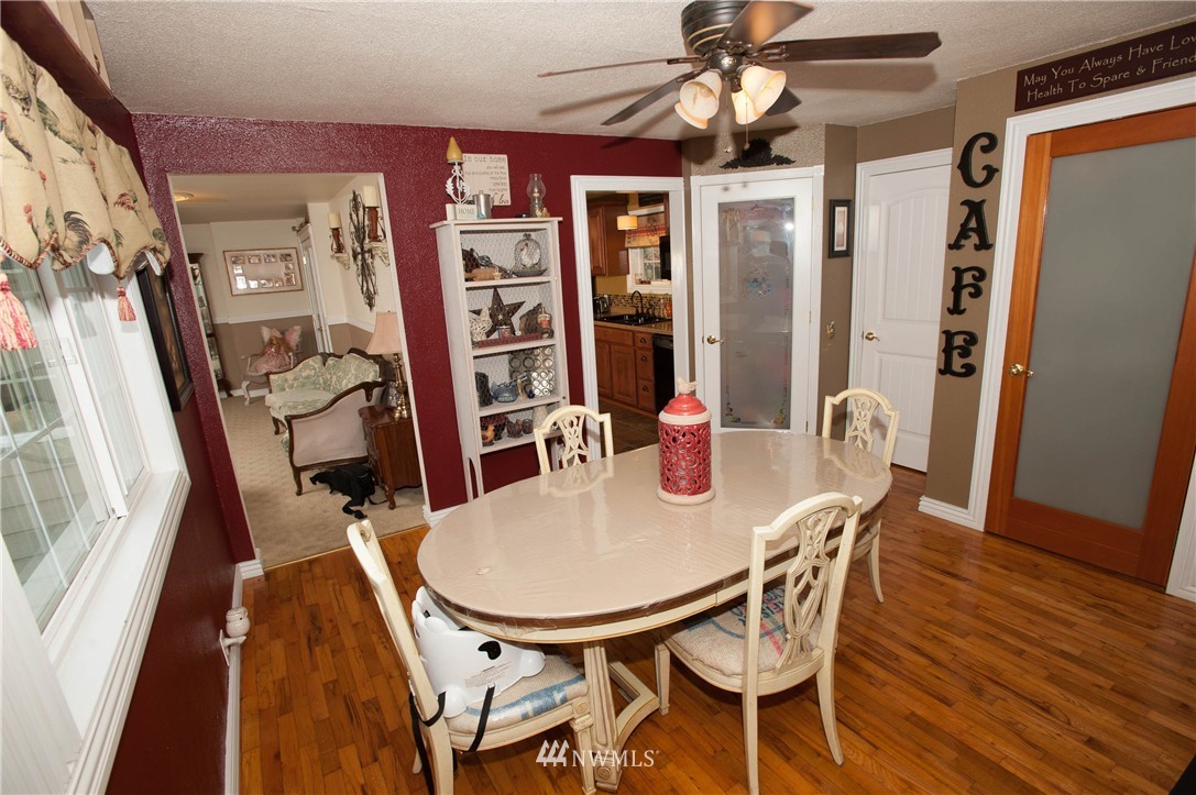 334 Southwest 14th Street Chehalis, WA 98532 - Photo 8 of 23 Gallery Image 8