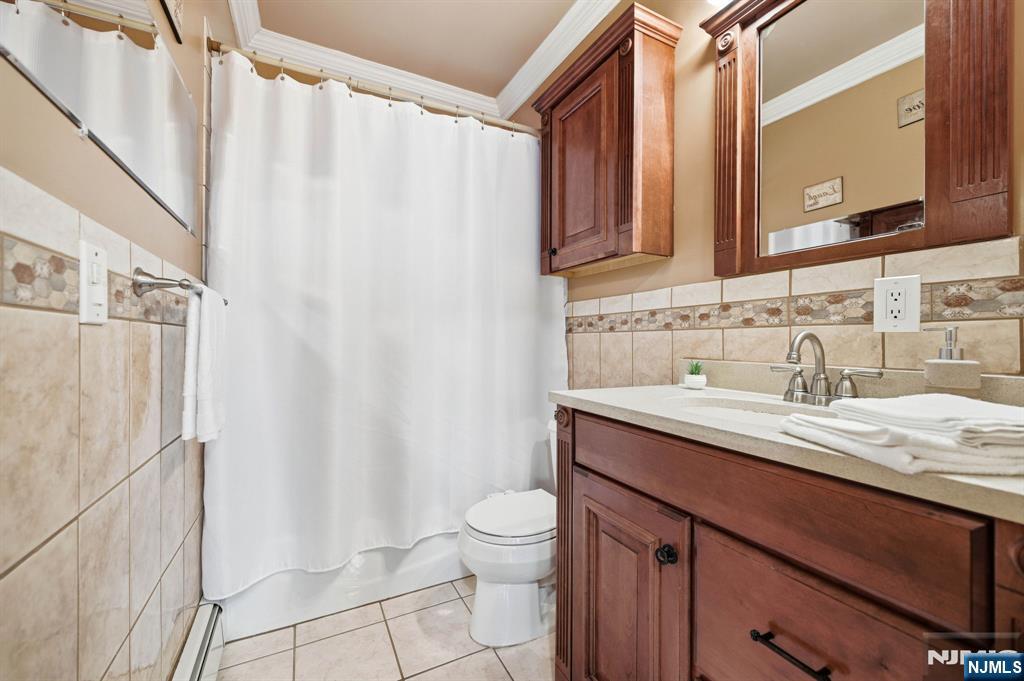 219 Snake Den Road Wanaque, NJ 07465 - Photo 22 of 50