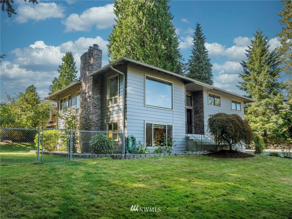 18949 108th Avenue Northeast Bothell, WA 98011 - Photo 1 of 30 Gallery Image 1