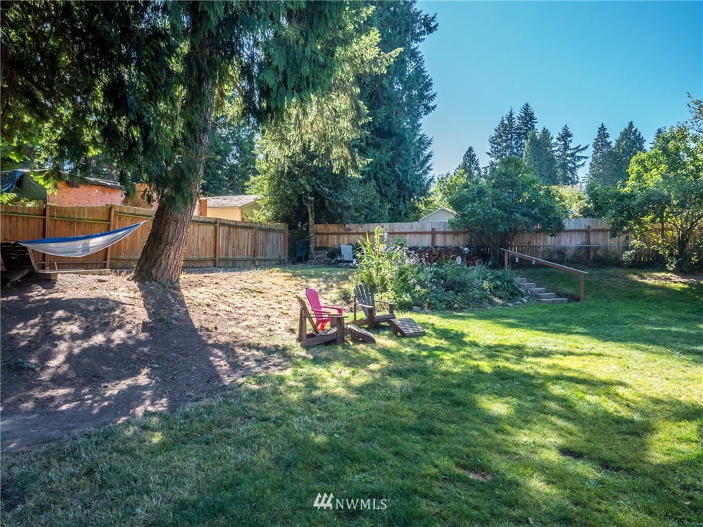 18949 108th Avenue Northeast Bothell, WA 98011 - Photo 2 of 30 Gallery Image 2