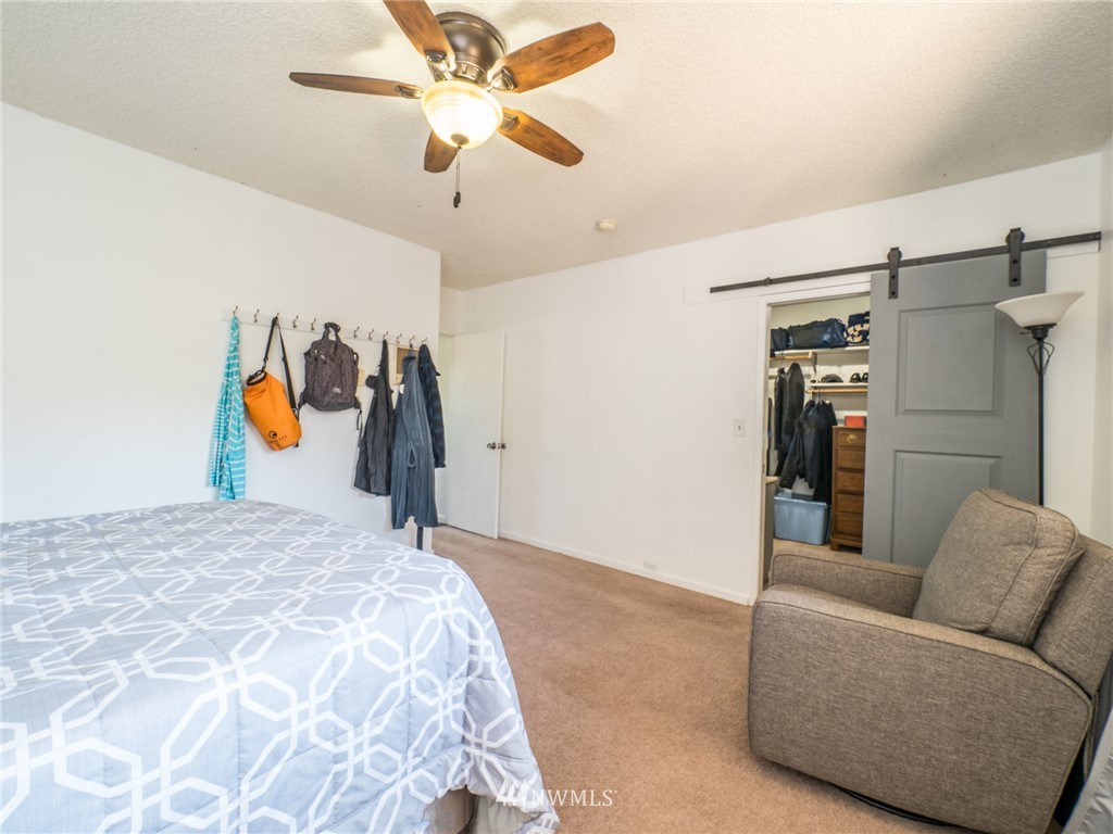 18949 108th Avenue Northeast Bothell, WA 98011 - Photo 11 of 30 Gallery Image 11