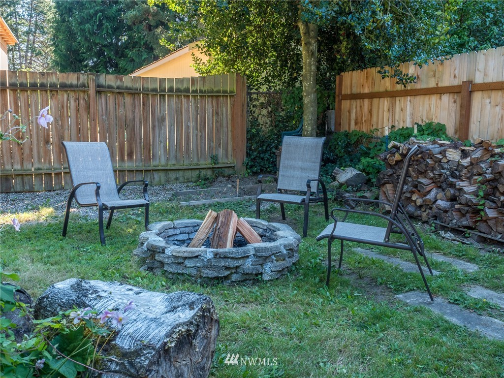 18949 108th Avenue Northeast Bothell, WA 98011 - Photo 28 of 30 Gallery Image 28