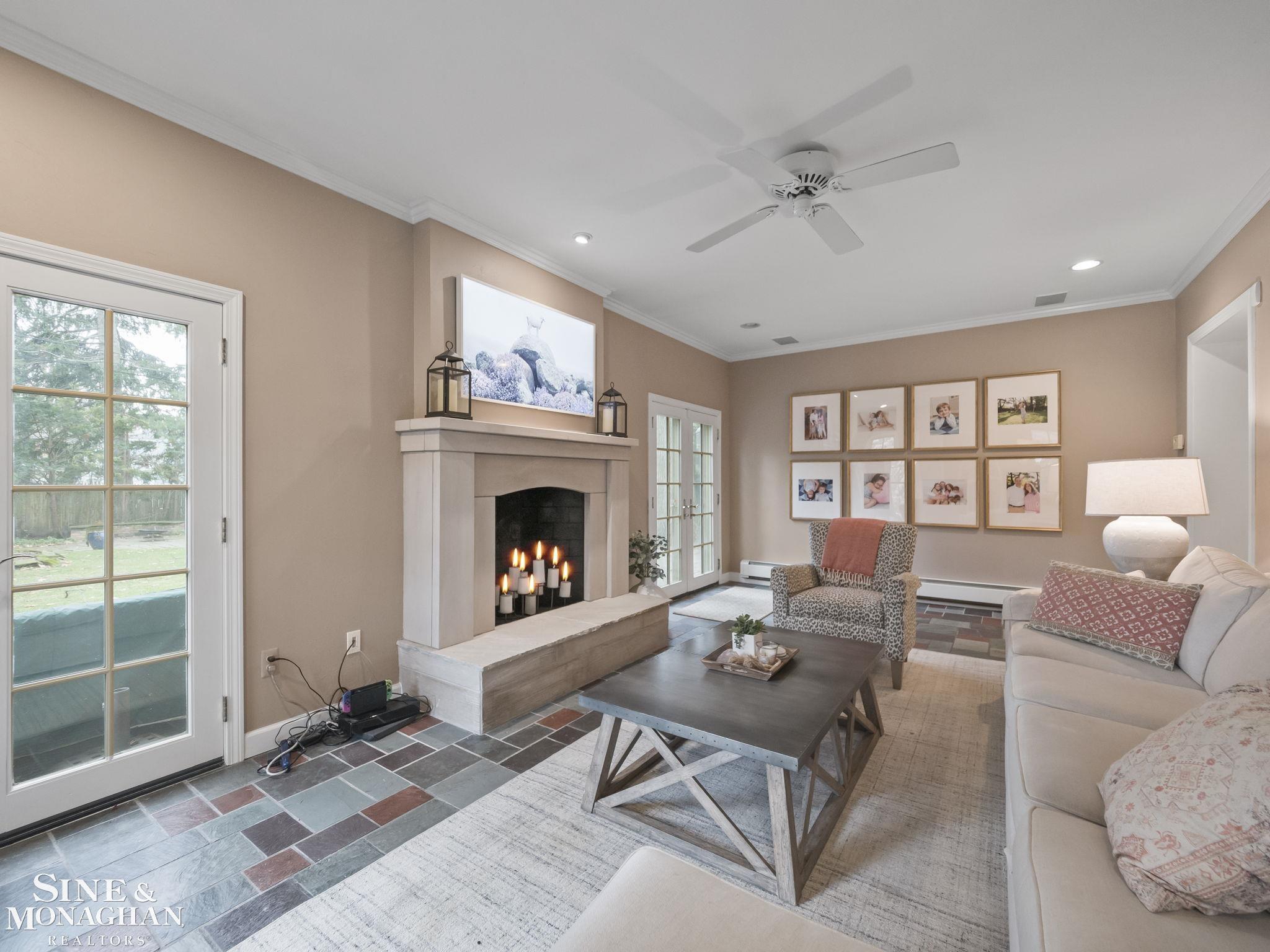 277 Cloverly Road Grosse Pointe Farms, MI 48236 - Photo 10 of 46