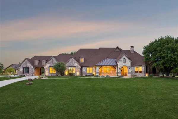$2,500,000 | 8800 Fishtrap Road, Aubrey, TX 76227