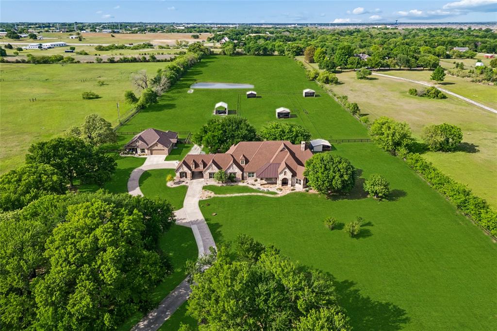 8800 Fishtrap Road Cross Roads, TX 76227 - Photo 4 of 40