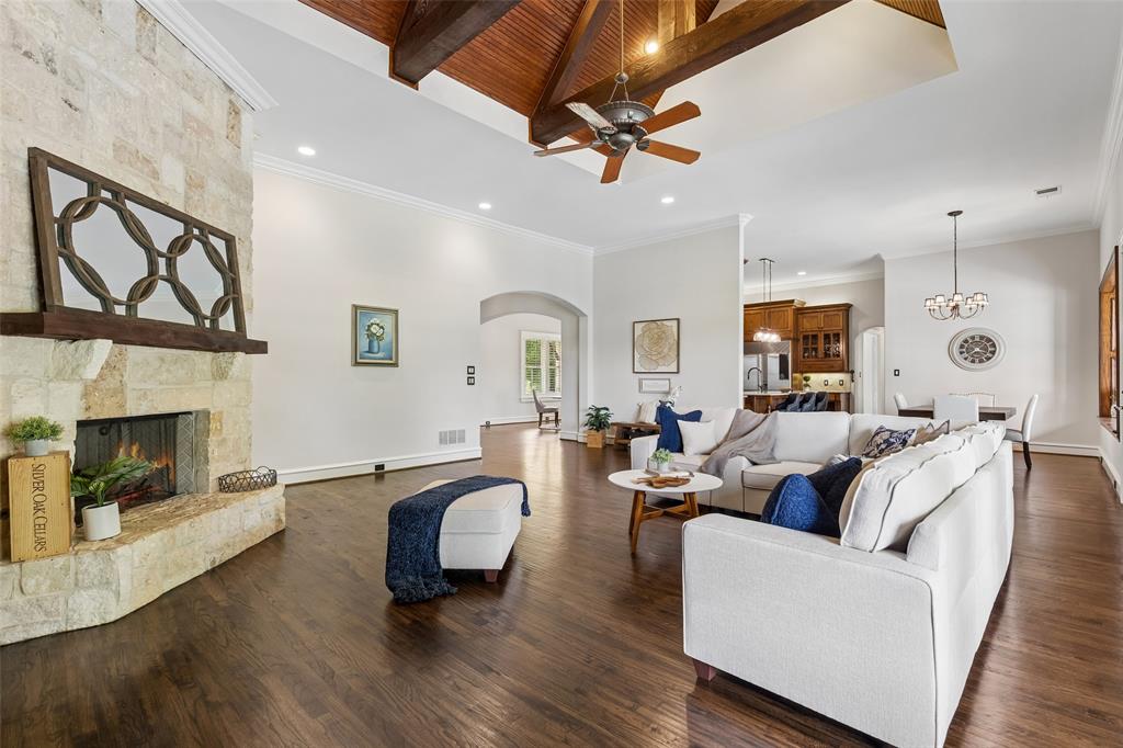 8800 Fishtrap Road Cross Roads, TX 76227 - Photo 9 of 40