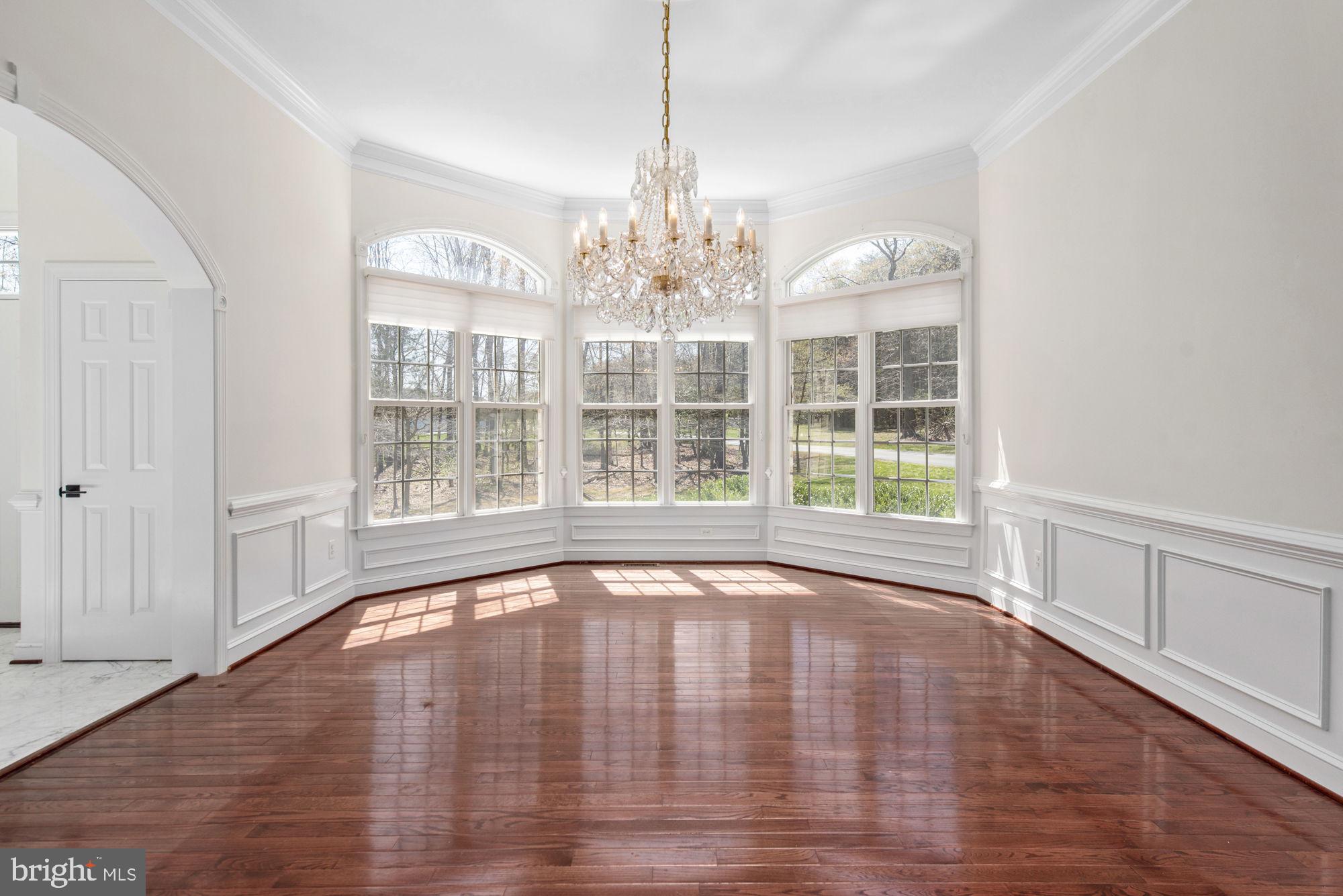 13516 Compton Road Clifton, VA 20124 - Photo 23 of 92 Formal Dining Room