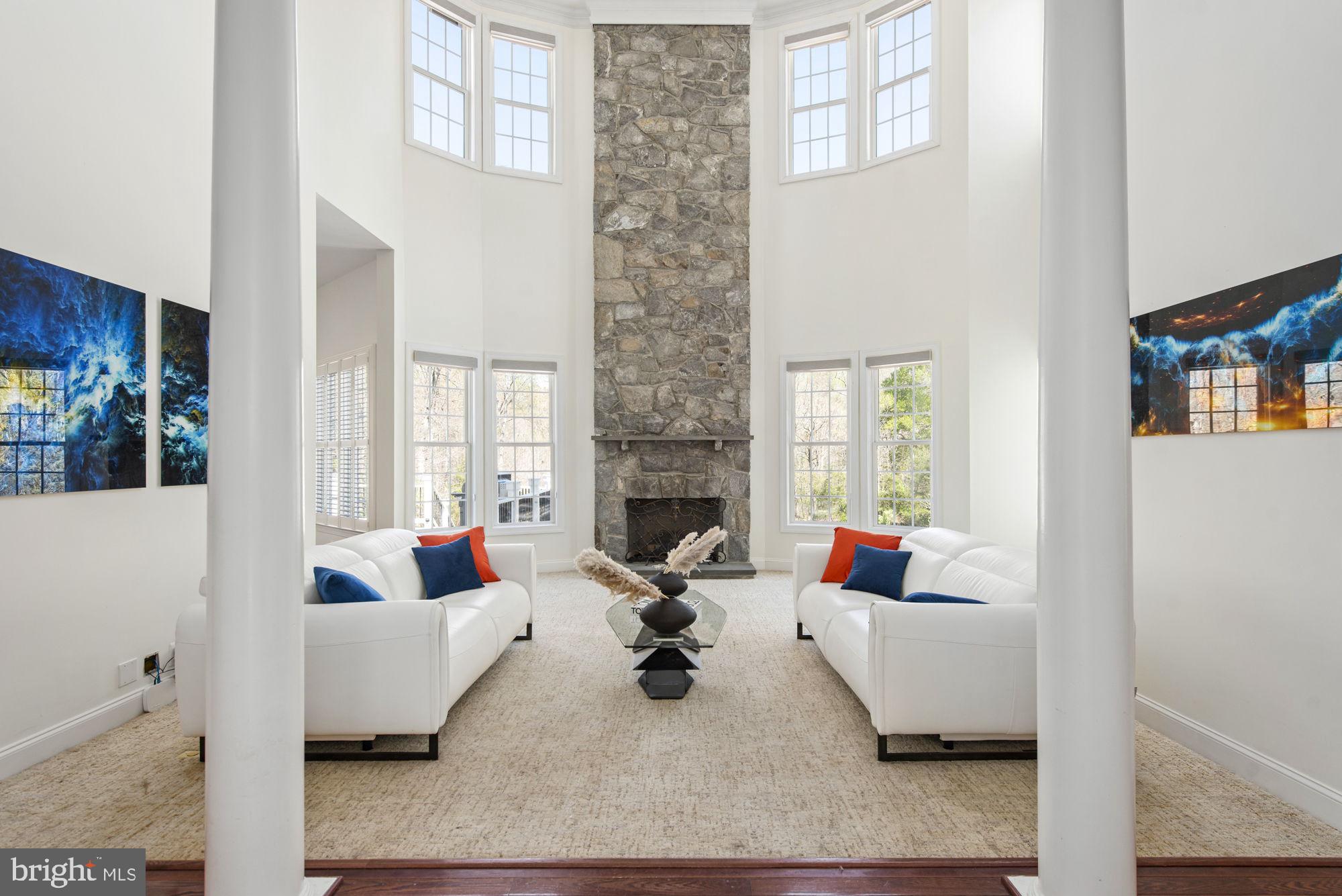 13516 Compton Road Clifton, VA 20124 - Photo 10 of 92 2 Story Formal Living Room