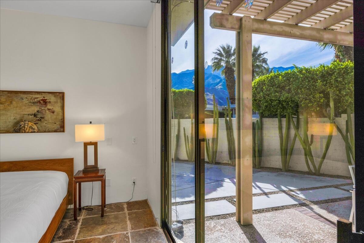 130 West Racquet Club Road, Unit 505 Palm Springs, CA 92262 - Photo 24 of 52 49-33