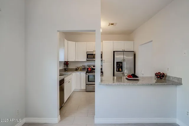 $1,625 | 18621 North 34th Avenue, Unit 5, Phoenix, AZ 85027