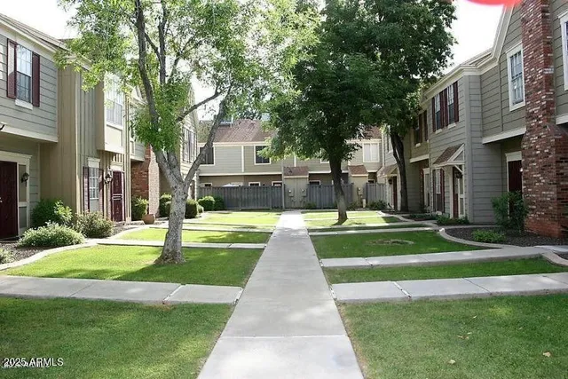 $1,625 | 18621 North 34th Avenue, Unit 5, Phoenix, AZ 85027