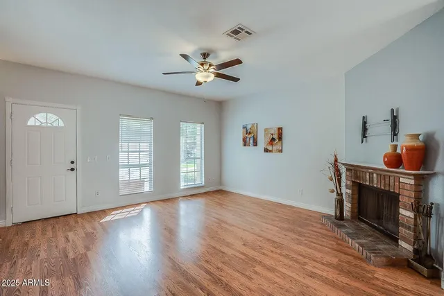 $1,625 | 18621 North 34th Avenue, Unit 5, Phoenix, AZ 85027