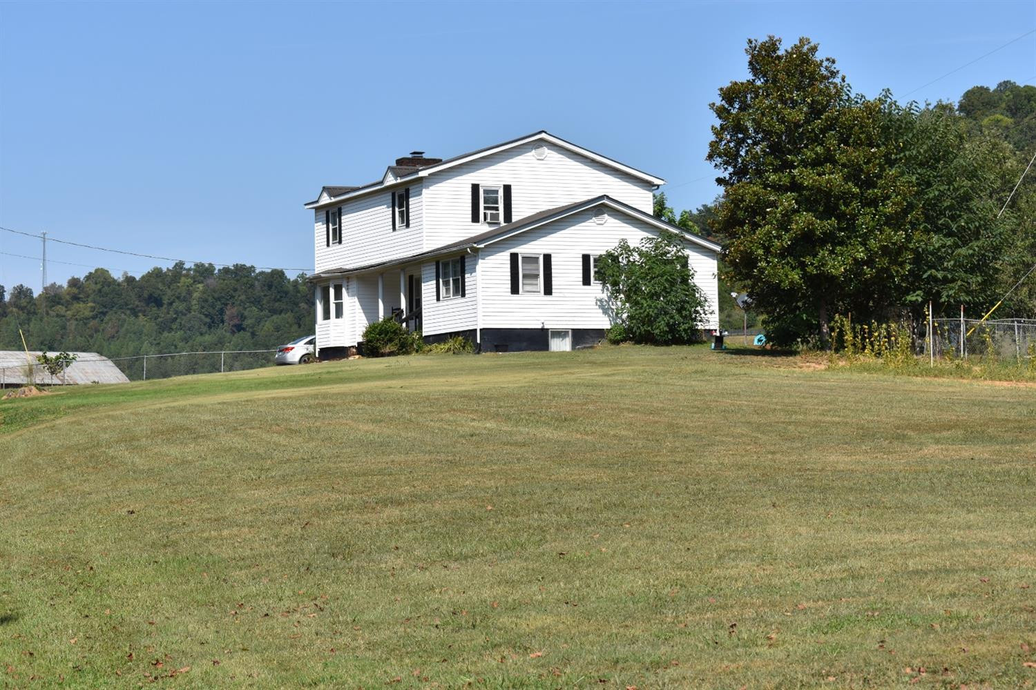 745 Bowling Branch Road Manchester, KY 40962 - Photo 27 of 66 Photo 27