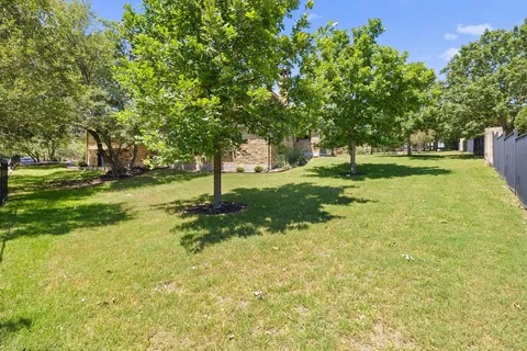 $1,149,000 | 105 Aruba Court, Lakeway, TX 78734