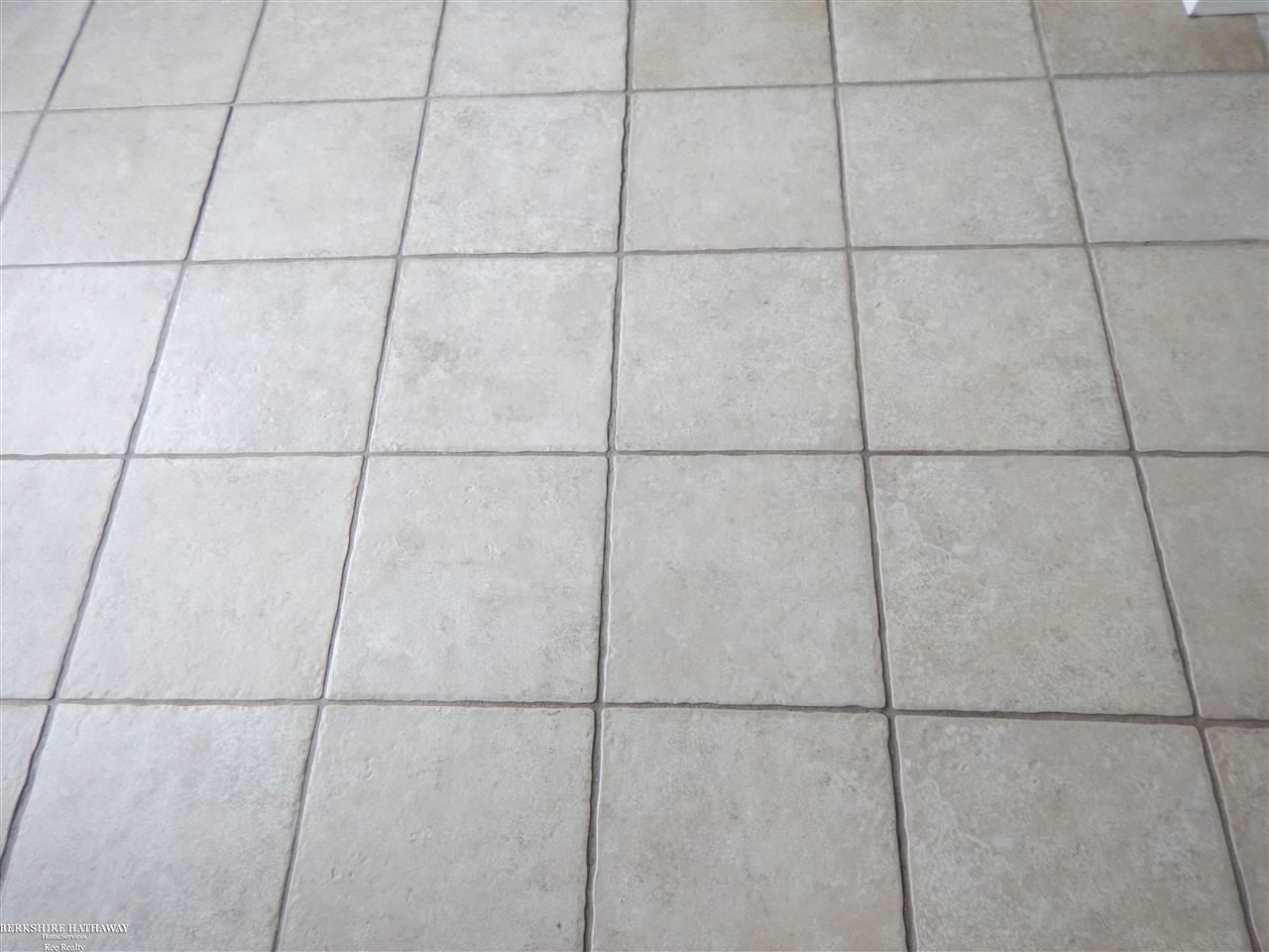 9232 Folkert Road Algonac, MI 48001 - Photo 38 of 45 31318528-38.JPG