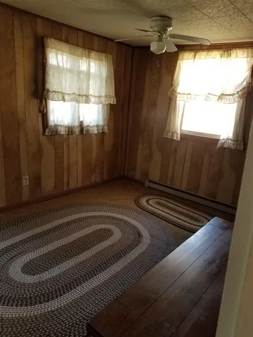 $100,000 | 4 Delavan Avenue, Greenfield, NY 12850