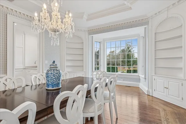 a view of a building entrance