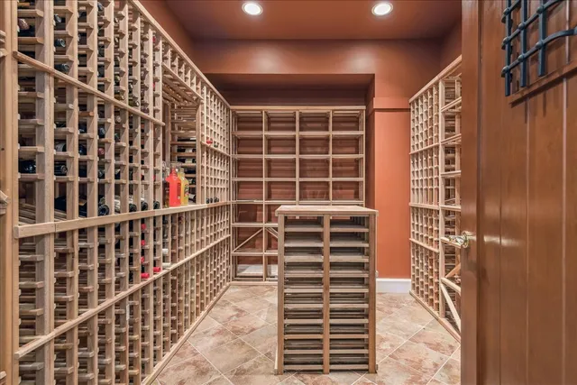 $2,650,000 | 361 Ridge Road, Barrington Hills, IL 60010