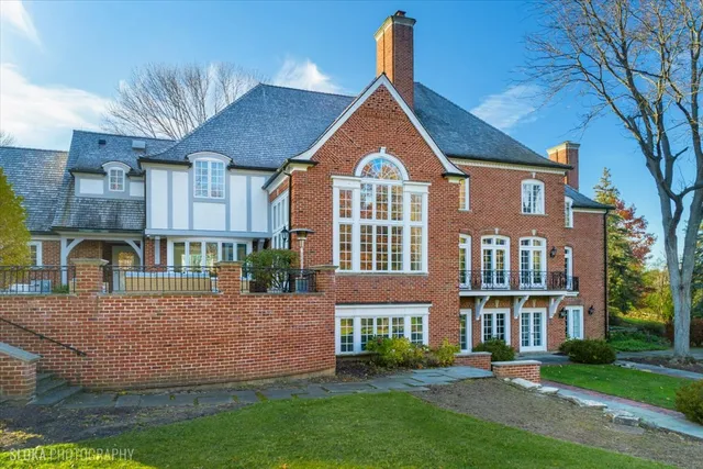 $2,650,000 | 361 Ridge Road, Barrington Hills, IL 60010