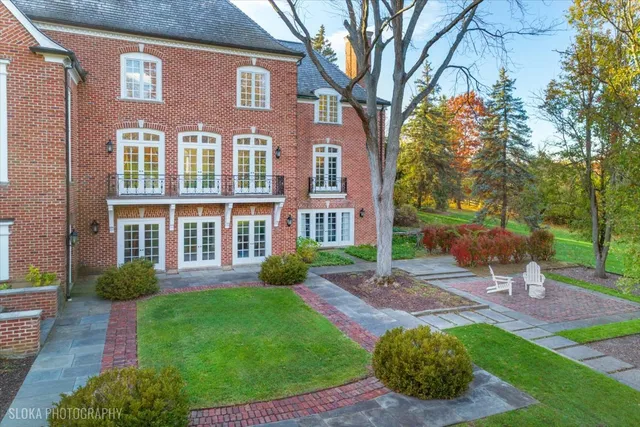 $2,650,000 | 361 Ridge Road, Barrington Hills, IL 60010