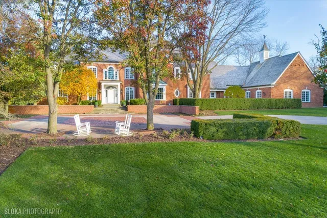 $2,650,000 | 361 Ridge Road, Barrington Hills, IL 60010