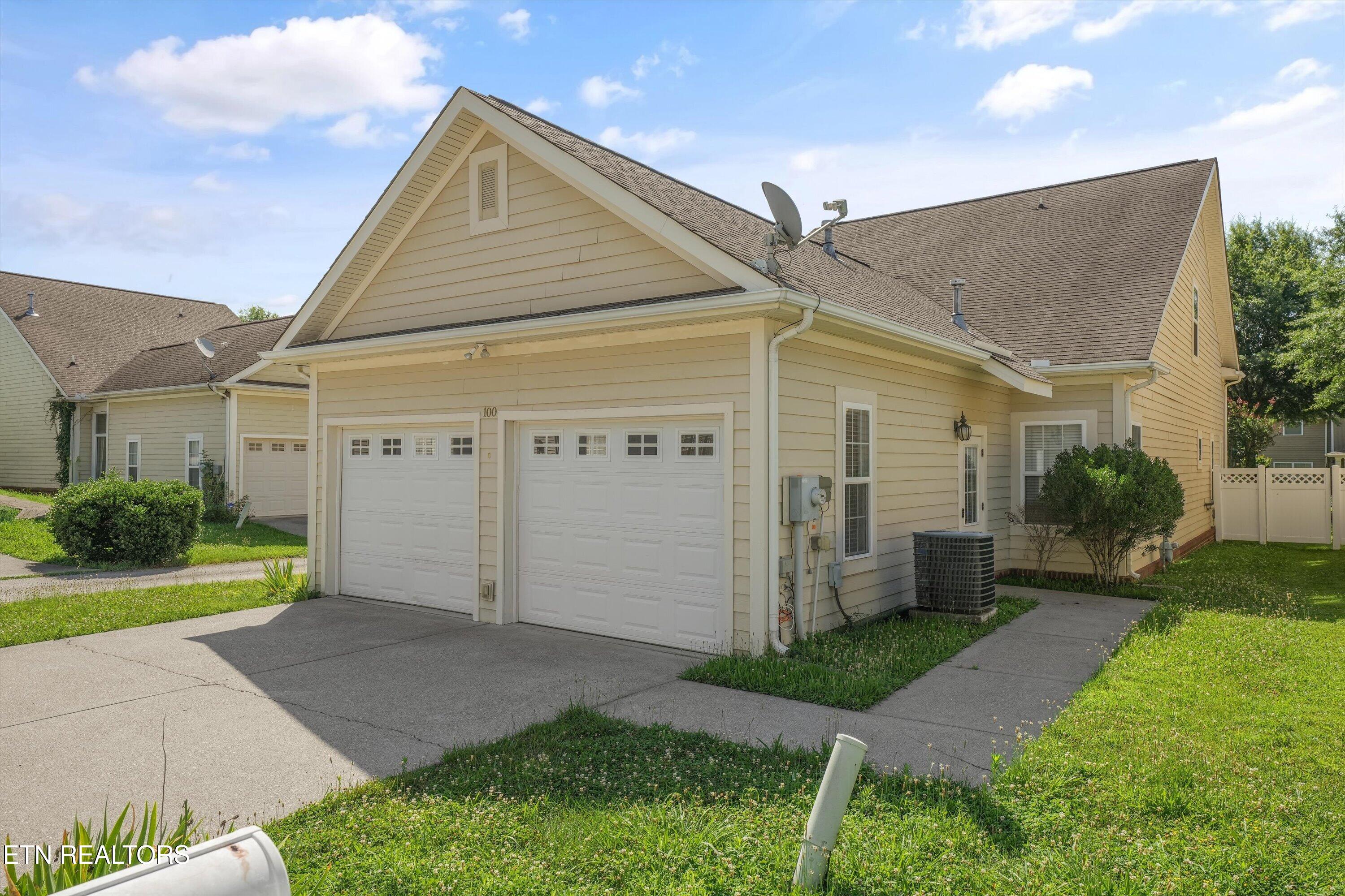 100 Forestberry Street Oak Ridge, TN 37830 - Photo 40 of 47 42-100 Forestberry St14