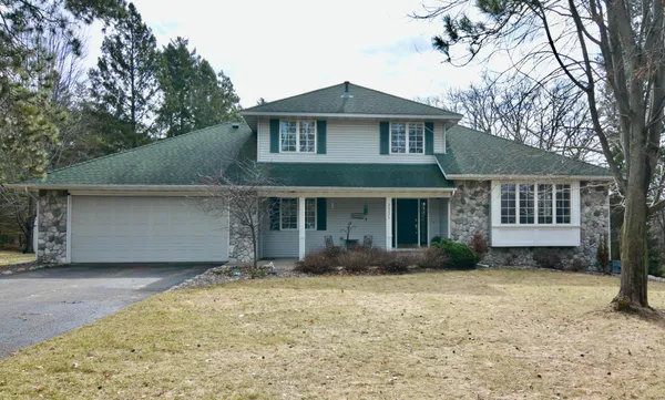 $679,900 | 26275 Woodlands Parkway Northwest, Zimmerman, MN 55398