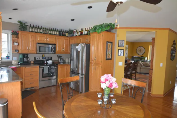 $679,900 | 26275 Woodlands Parkway Northwest, Zimmerman, MN 55398