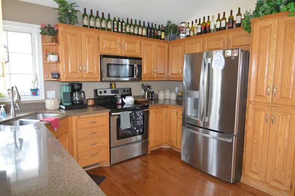 $679,900 | 26275 Woodlands Parkway Northwest, Zimmerman, MN 55398