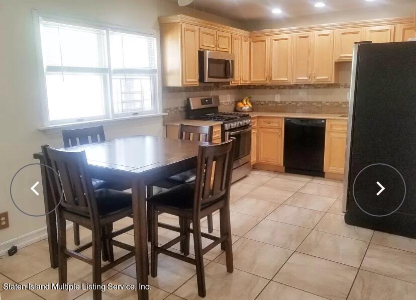 46 Birch Road Staten Island, NY 10303 - Photo 10 of 17 75D61D11-2A35-4777-9BD0-E0E7C6A7F2BE