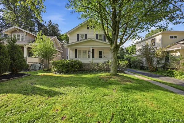 $3,400 | 259 California Drive, Amherst, NY 14221