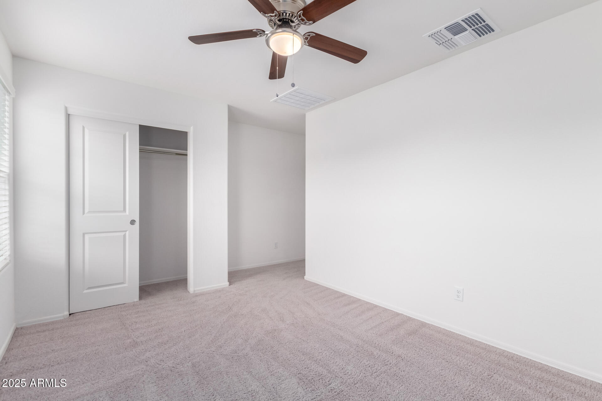 2551 West Grenadine Road Phoenix, AZ 85041 - Photo 15 of 27 24 - Grenadine