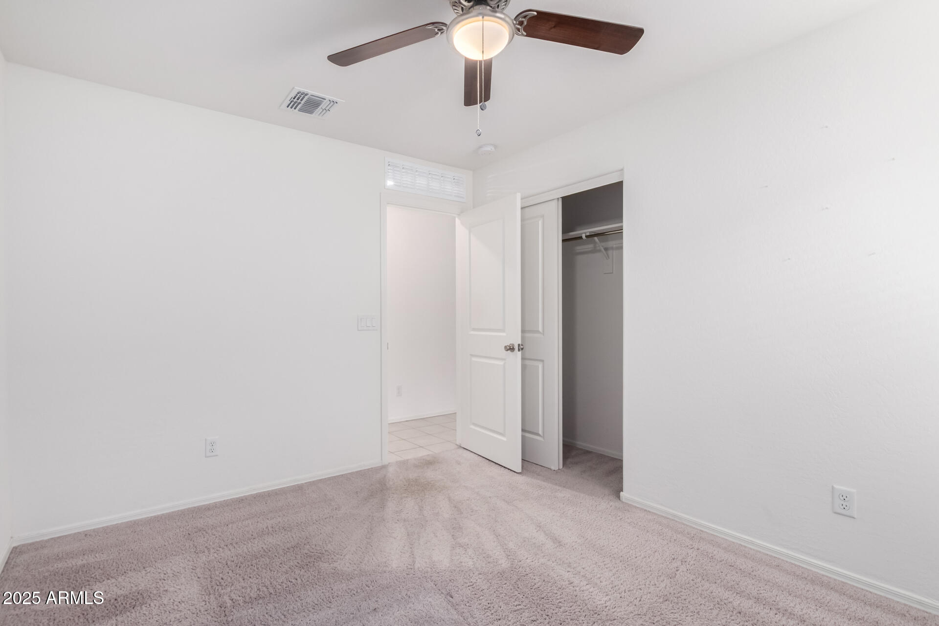 2551 West Grenadine Road Phoenix, AZ 85041 - Photo 18 of 27 26 - Grenadine