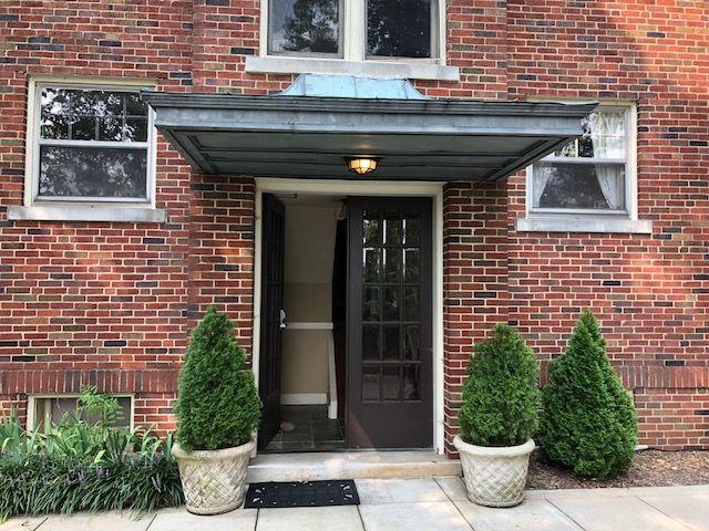 190 North Crest Road, Unit 8 Chattanooga, TN 37404 - Photo 1 of 14 front entrance