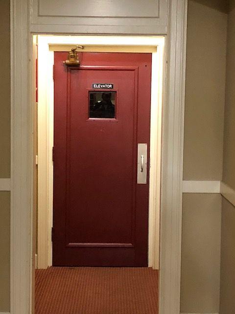 190 North Crest Road, Unit 8 Chattanooga, TN 37404 - Photo 11 of 14 elevator