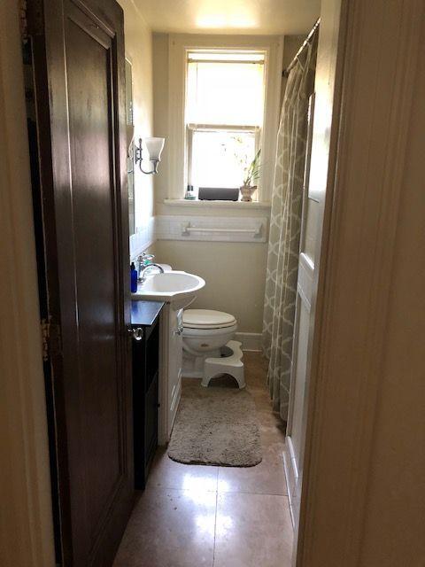 190 North Crest Road, Unit 8 Chattanooga, TN 37404 - Photo 8 of 14 bathroom