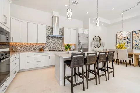 $1,495,000 | 10 Strand Drive, Vero Beach, FL 32963