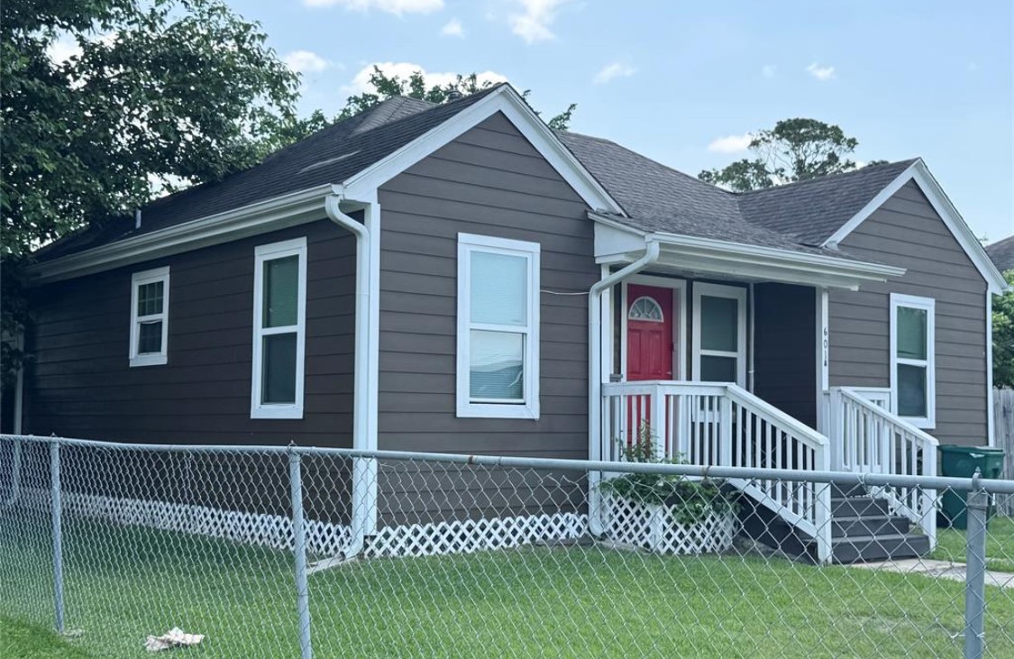 601 Main Street Pasadena, TX 77506 - Photo 1 of 26