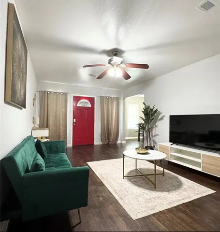 $316,000 | 601 Main Street, Pasadena, TX 77506