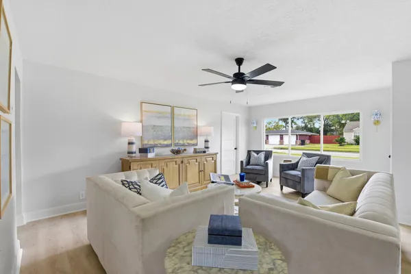 $2,700 | 3411 Wentworth Street, Houston, TX 77004